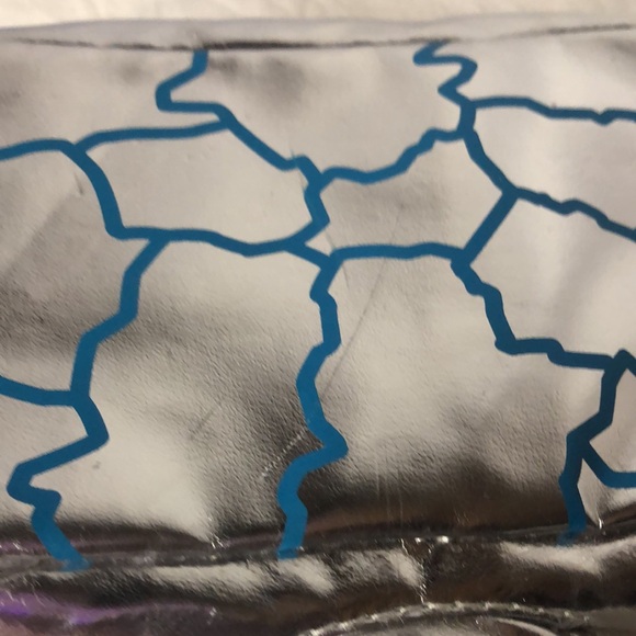 NWOT DISNEY Thor Love & Thunder Hammer Mjolnir silver, brown, and blue handbag. - Picture 10 of 11